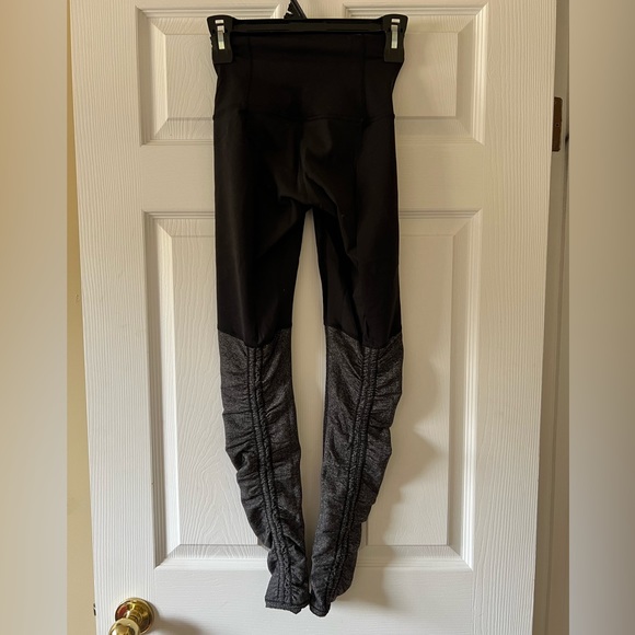 Lululemon leg warmer leggings - Picture 3 of 5